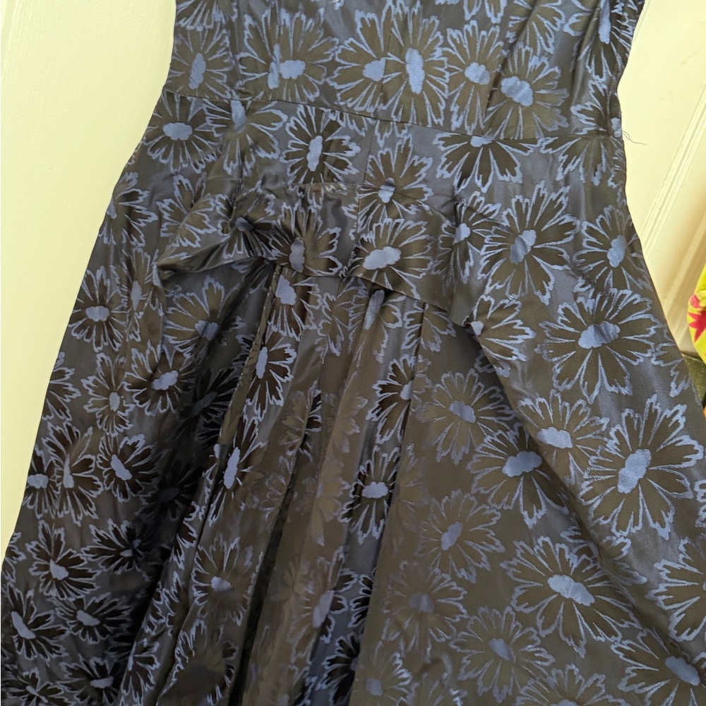 Vintage Eisenberg Elegant Black and Blue Floral Midi Dress - Picture 8 of 11
